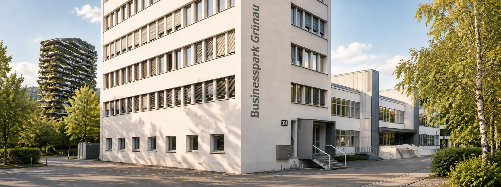 Das Bürogebäude Businesspark Grünau an der Seftigenstrasse 310 in Wabern